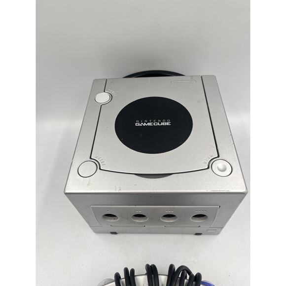 Nintendo Game Cube Platinum Silver Console With Controller - Tested Works - Picture 3 of 15